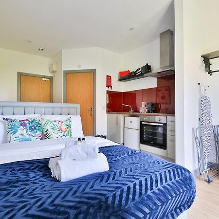 סוואנסי Princess Lofts City Centre Studios With Nespresso Coffee Machines & New Fast Wifi By Stayright מראה חיצוני תמונה