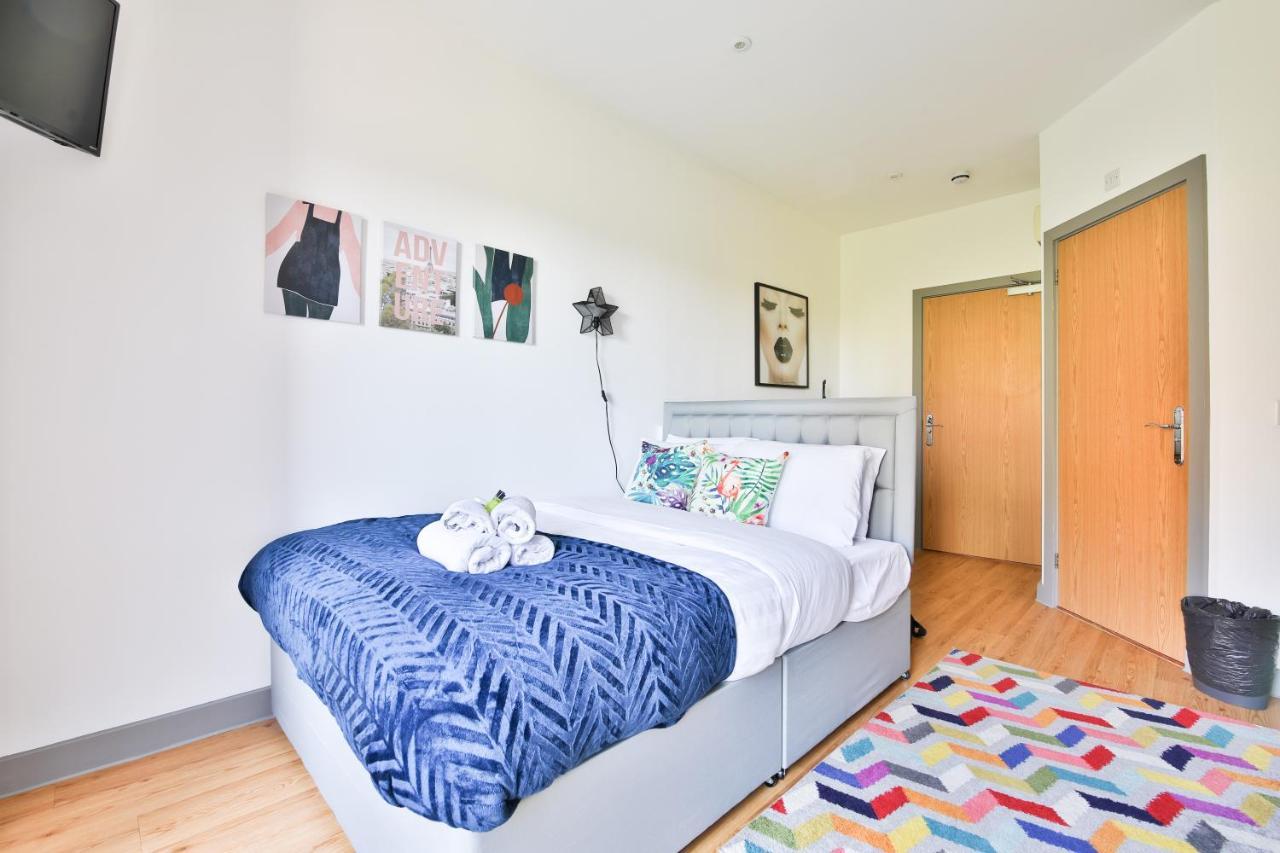 סוואנסי Princess Lofts City Centre Studios With Nespresso Coffee Machines & New Fast Wifi By Stayright מראה חיצוני תמונה