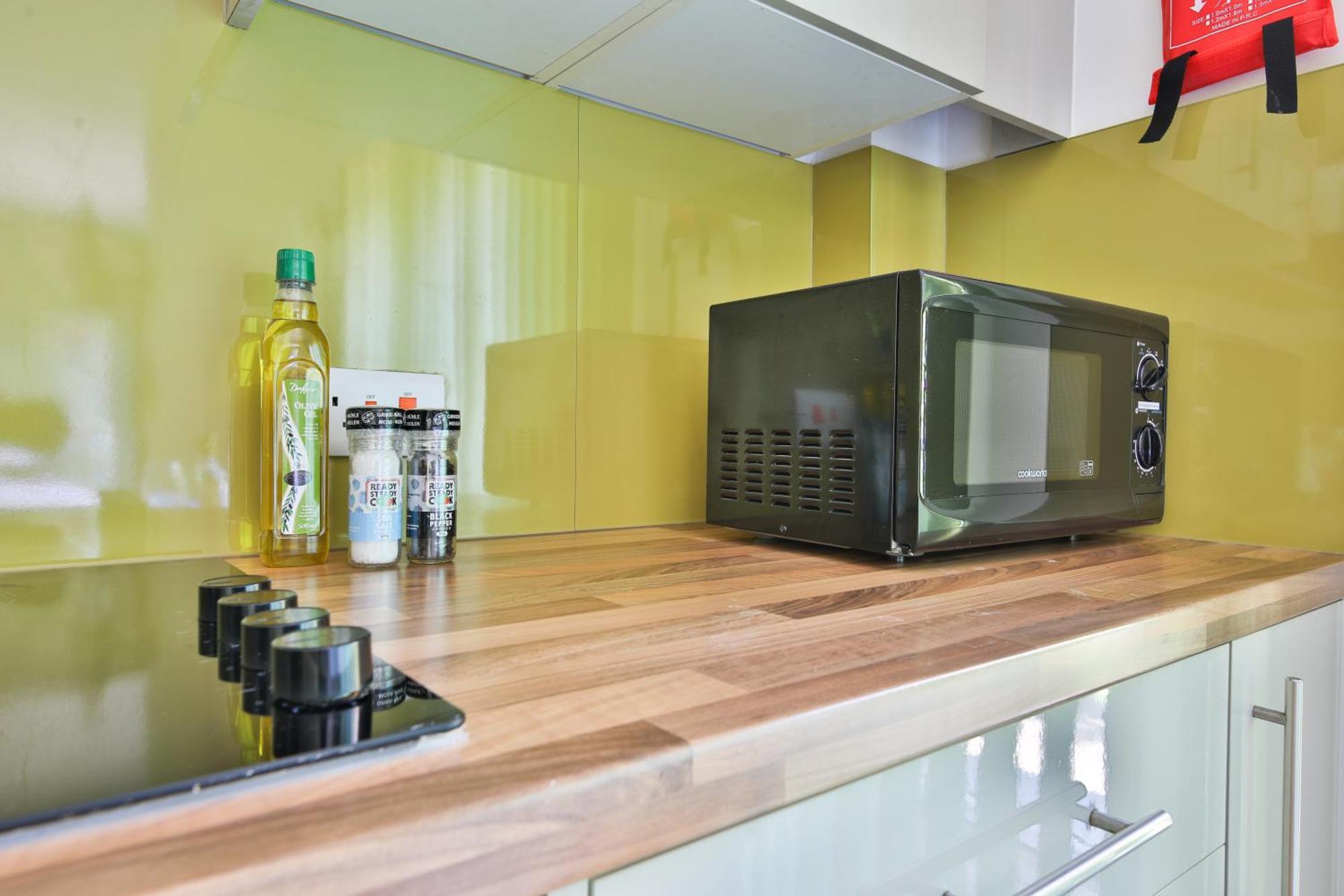 סוואנסי Princess Lofts City Centre Studios With Nespresso Coffee Machines & New Fast Wifi By Stayright מראה חיצוני תמונה