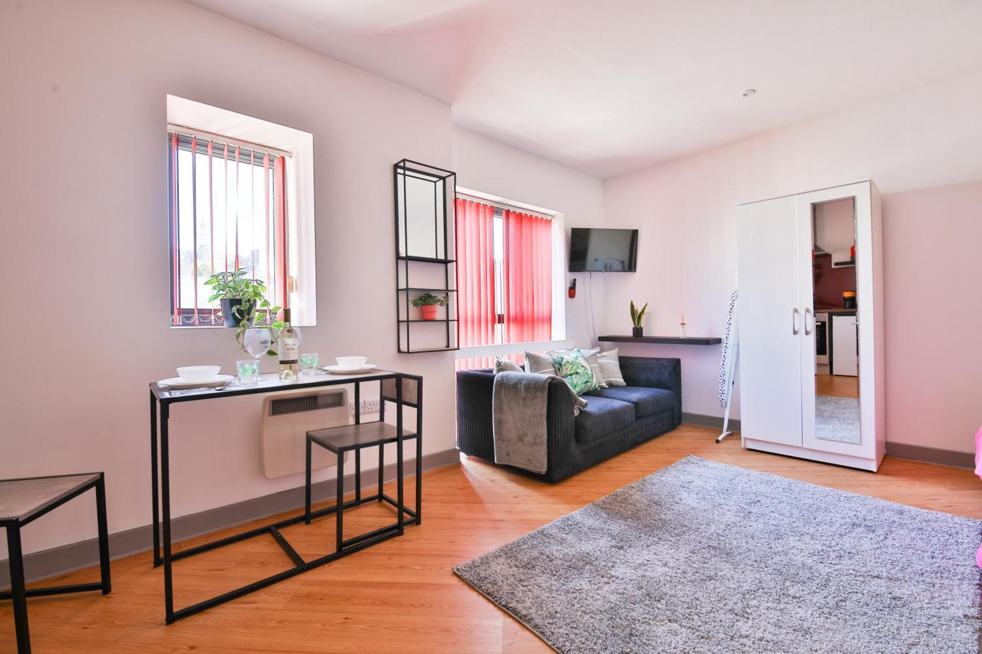 סוואנסי Princess Lofts City Centre Studios With Nespresso Coffee Machines & New Fast Wifi By Stayright חדר תמונה